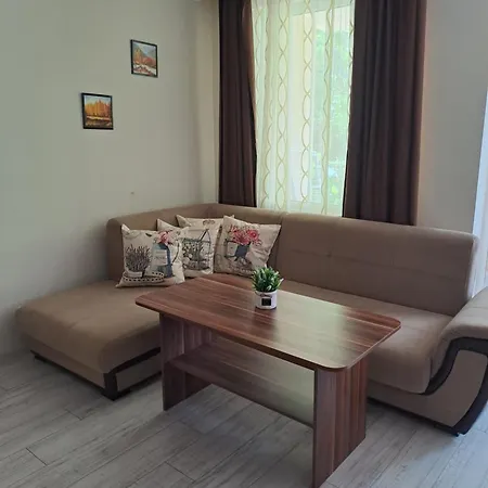 Breeze Apartment *