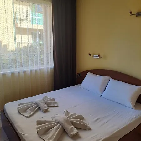 Breeze Apartment *